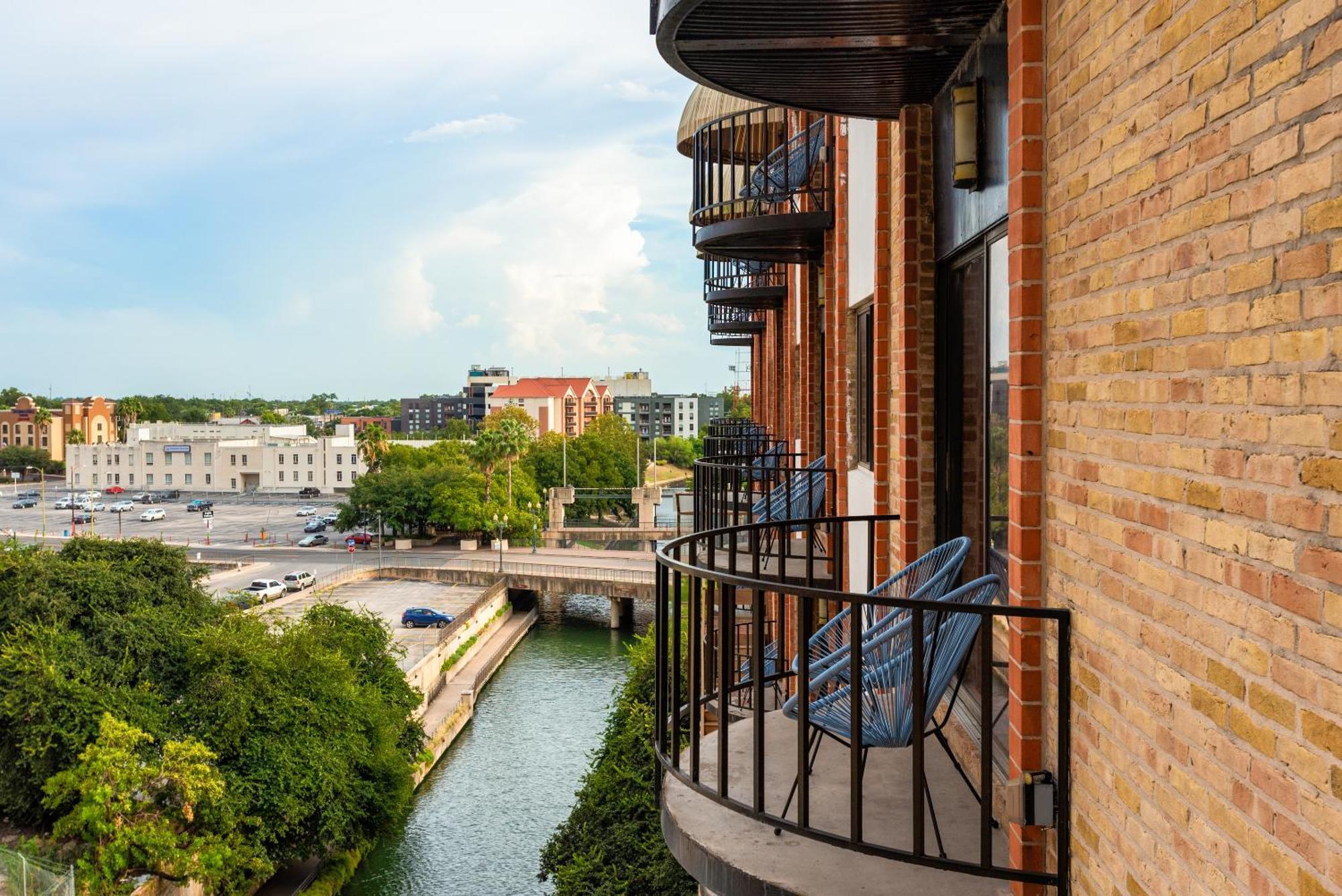 Riverwalk Plaza Hotel San Antonio Exterior foto